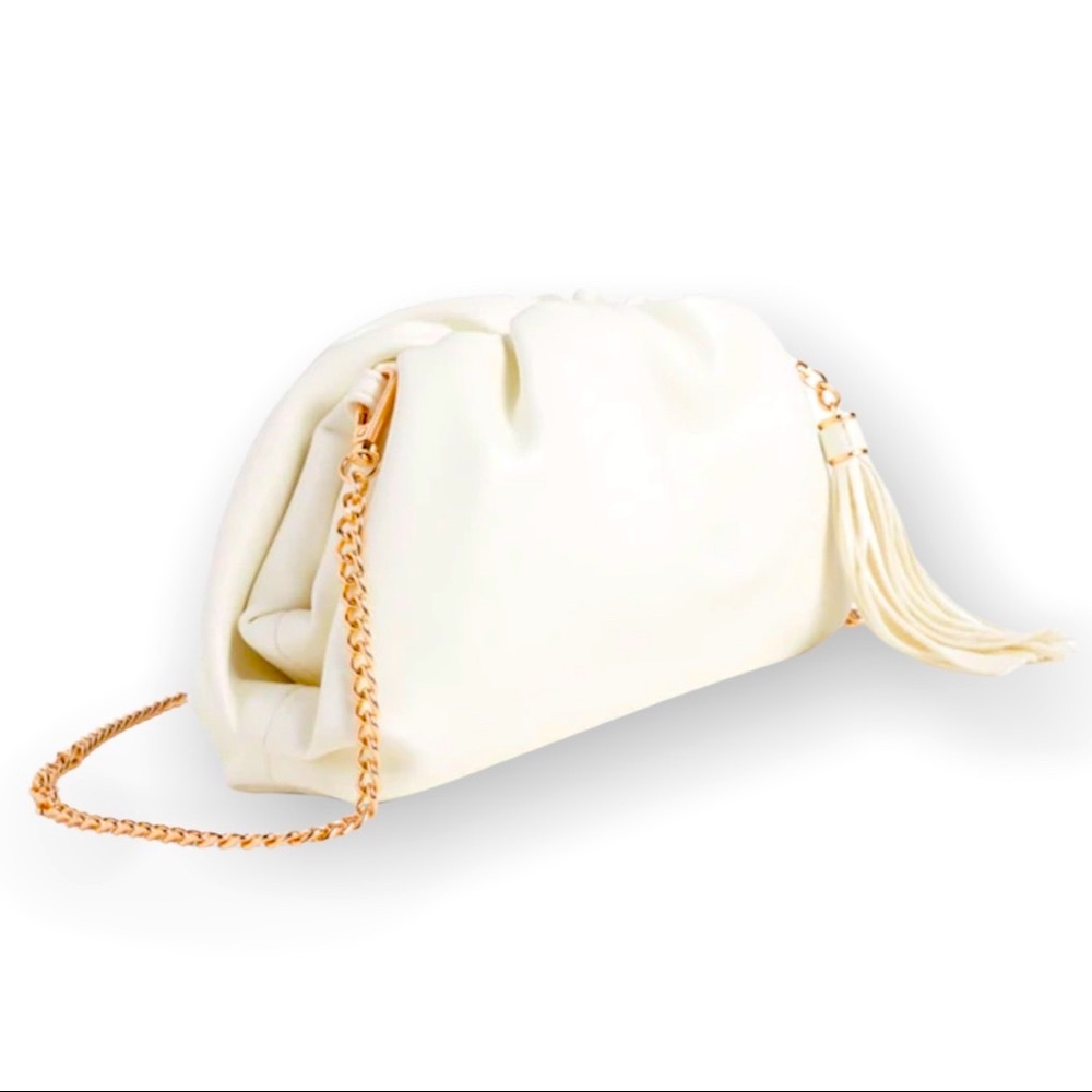NEW Understated Leather Clutch with Removable Crossbody Chain & Tassel 1 Left! - Picture 2 of 8